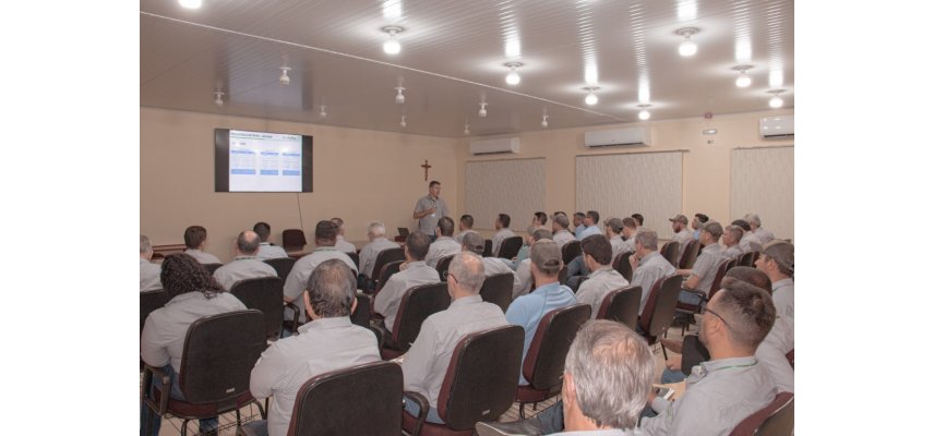 Reunião apresenta resultados da safra e projeta avanços para o segundo semestre