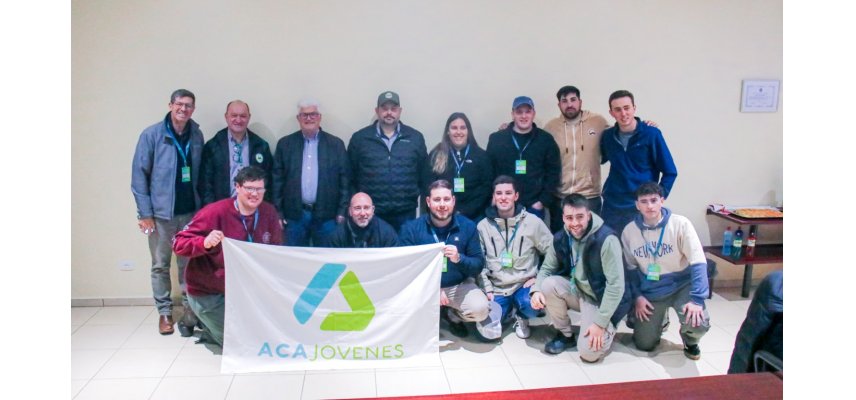 Jovens cooperativistas da Argentina visitam a Coagru